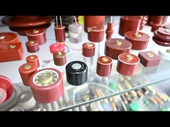 Kalıplı tip ultra yüksek gerilimli kapı kolu seramik kondansatör 40kV 10000pF vida montajı